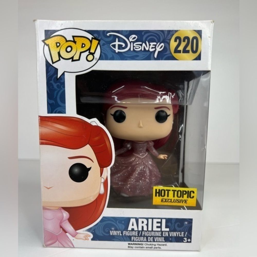 Funko Pop Disney‎ Ariel (glitter dress) 220 hot topic exclusive
